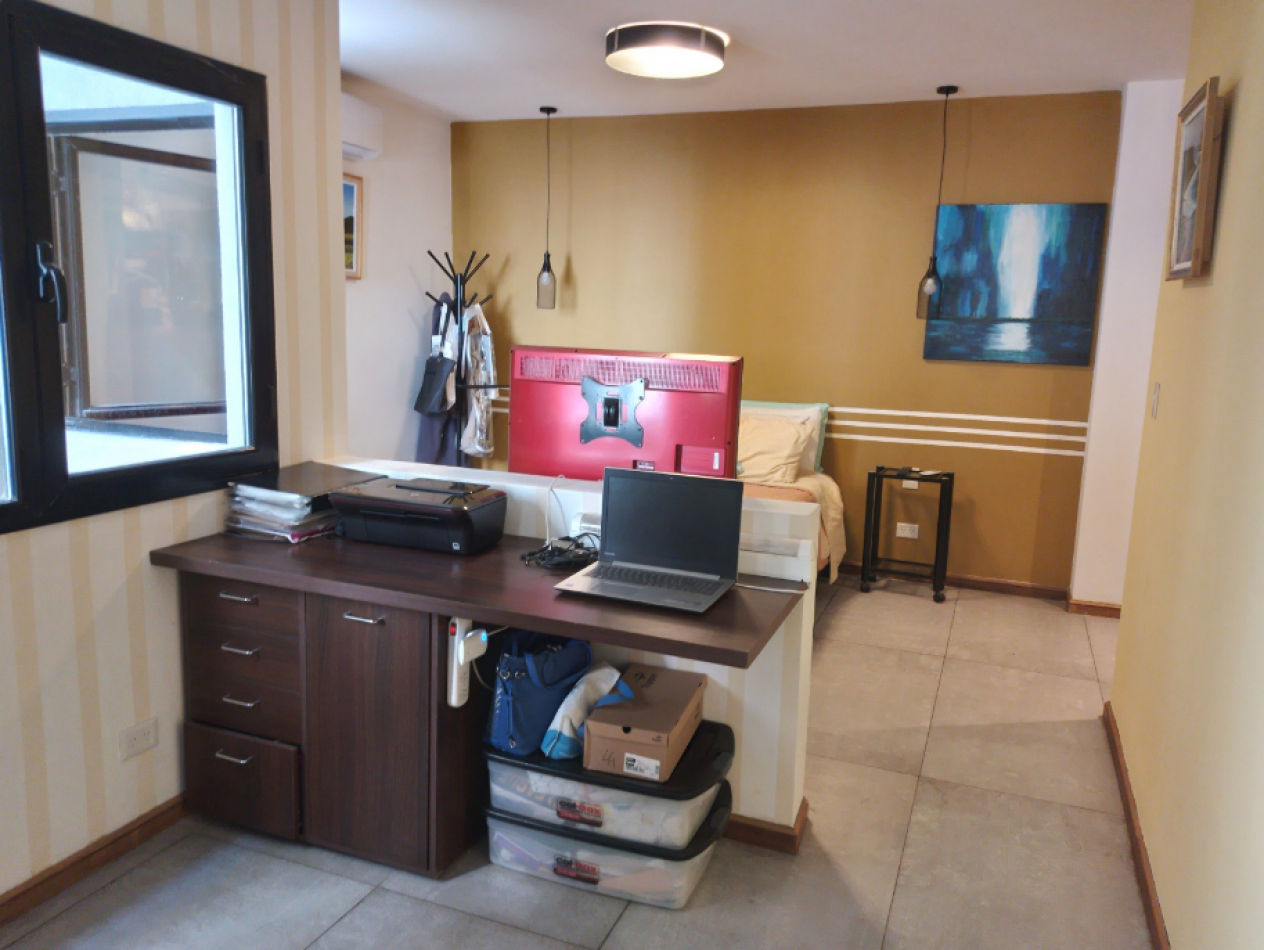 En venta Casa 5 amb con  Quincho con Parrilla y Patio Remodelada a Nueva en Parque Patricios