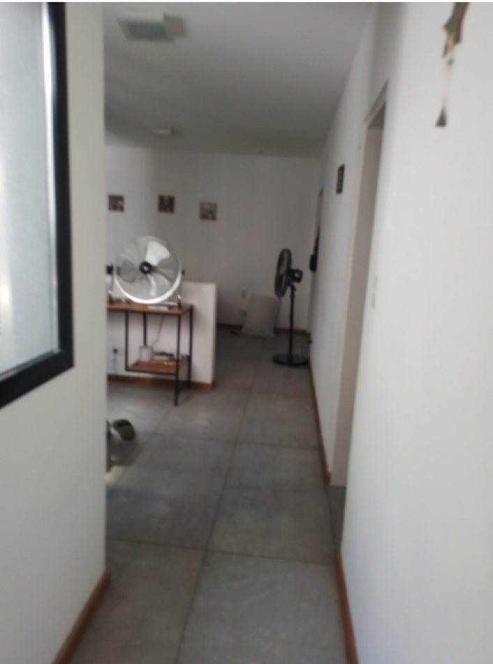 En venta Casa 5 amb con  Quincho con Parrilla y Patio Remodelada a Nueva en Parque Patricios