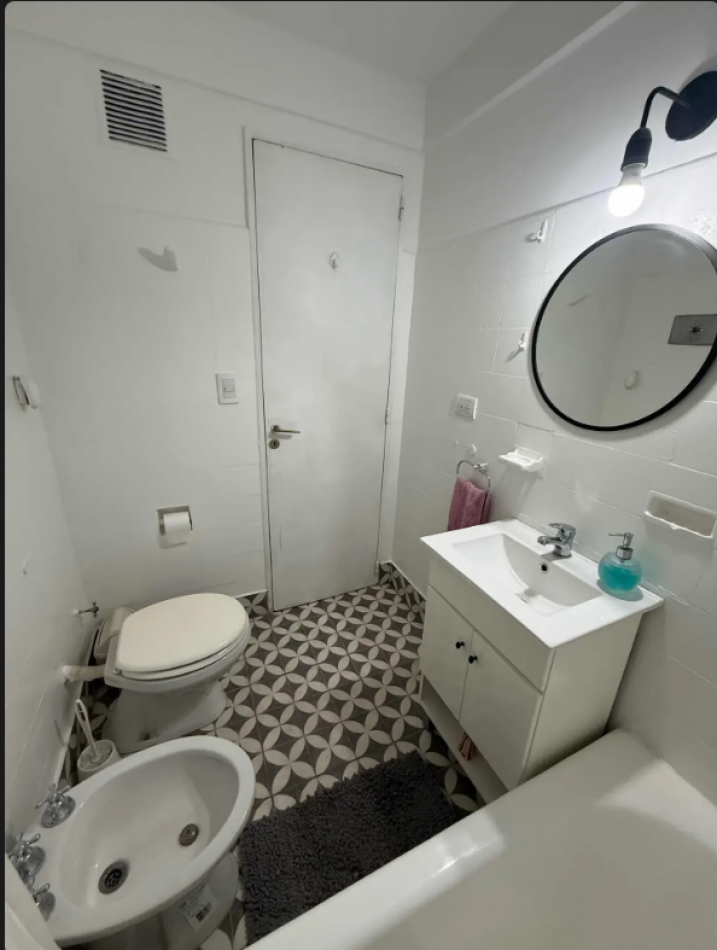 En Venta Depto Reciclado de 2 Amb x Escalera en Caballito