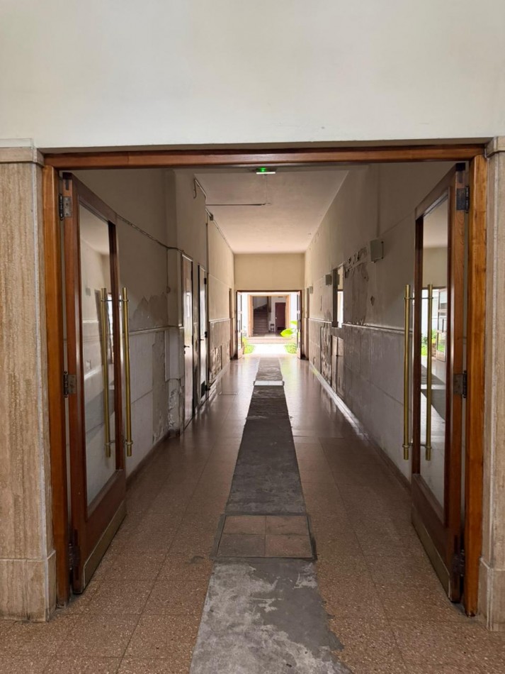 En venta Depto 3 amb a la calle x escalera en Caballito