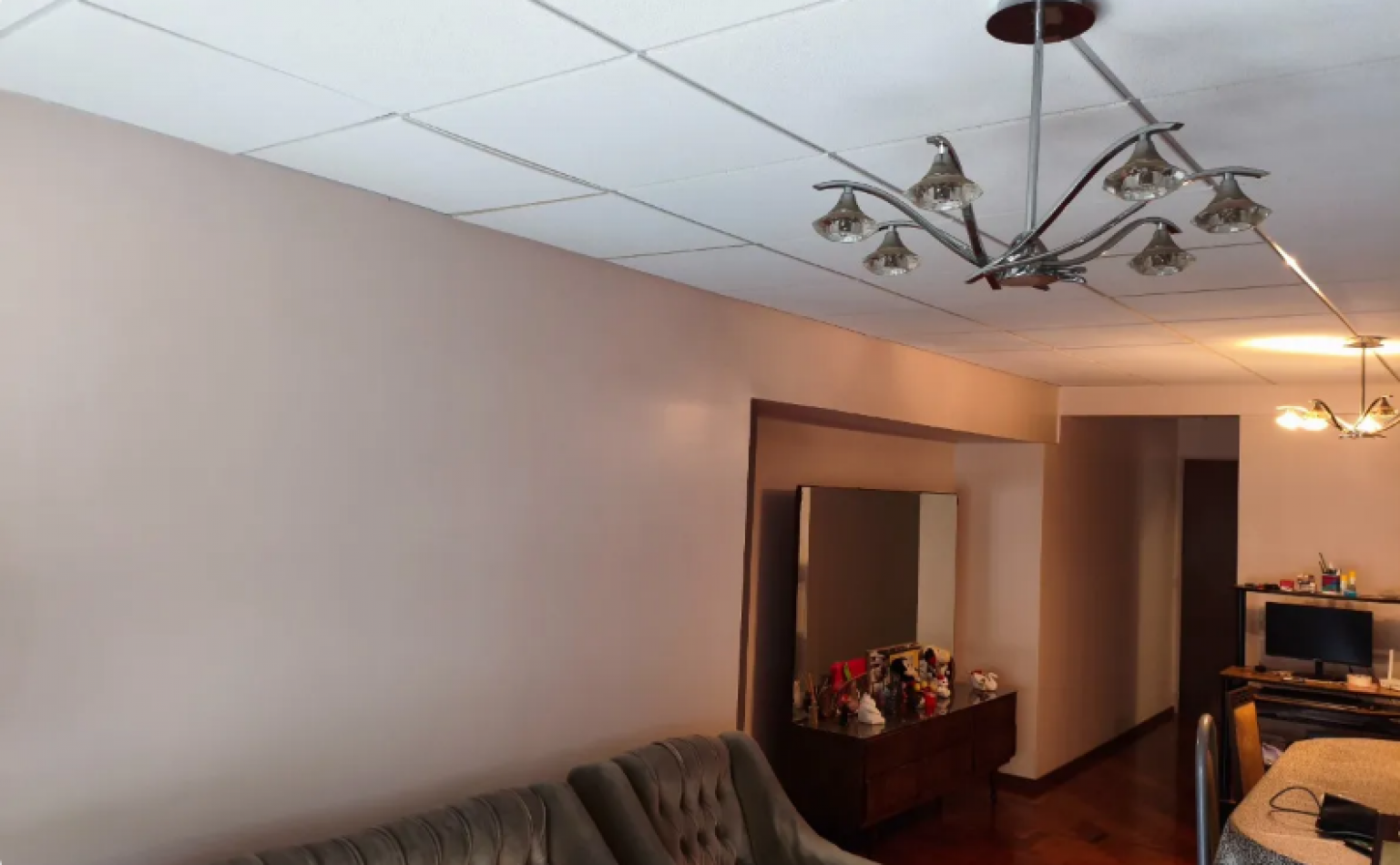 En venta depto de 4 amb con dependencia y cochera y baulera en Villa Urquiza