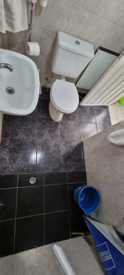 Venta Casa 4 Amb Con Jardin, Quincho y Terraza En Paso Del Rey
