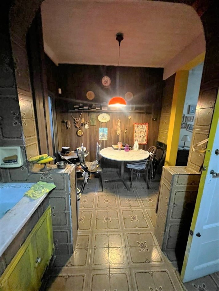 ****** ALQUILADO *****   Venta Casa 7 Amb Con Patio y Terraza en Fray L. Beltran 100, Flores