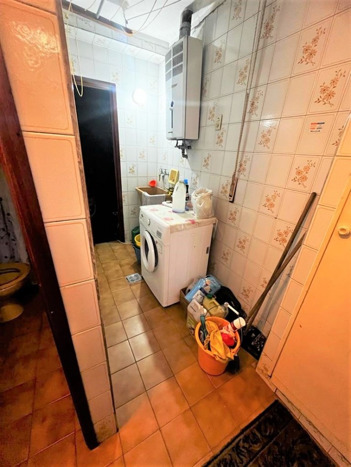 ****** ALQUILADO *****   Venta Casa 7 Amb Con Patio y Terraza en Fray L. Beltran 100, Flores