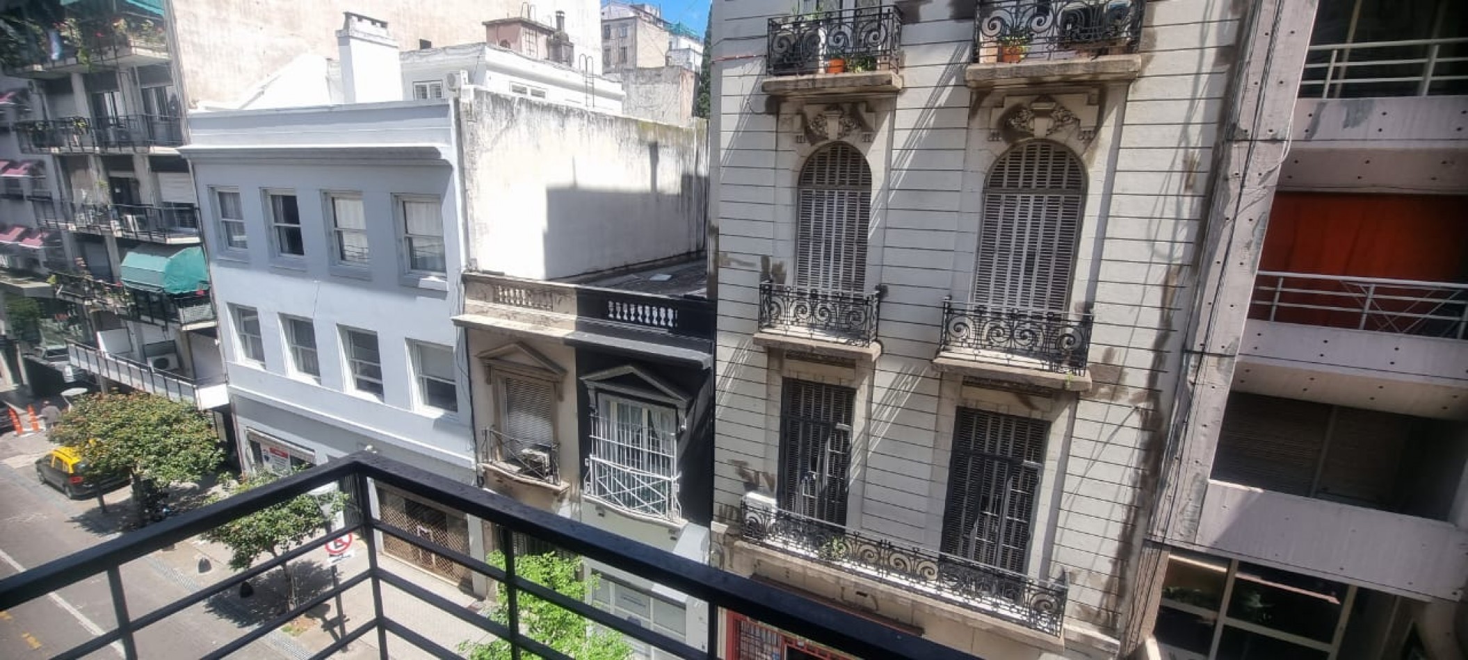 Alquiler monoambiente con balcon en Suipacha 800, San Nicolas