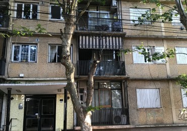 Retasado Dpto 3 Amb con Balcon al Frente en Ciudad Jardin Lomas de El Palomar