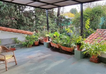 Venta Casa 4 Amb Con Jardin, Quincho y Terraza En Paso Del Rey