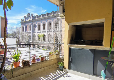 En venta Depto de 2 amb con cochera en Caballito