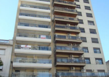 Venta excelente depto 1 amb con patio en Recoleta 