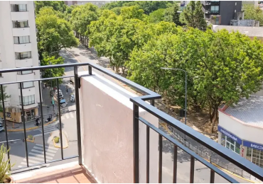 En Venta Depto de 4 amb  con dependencia  y cochera en caballito