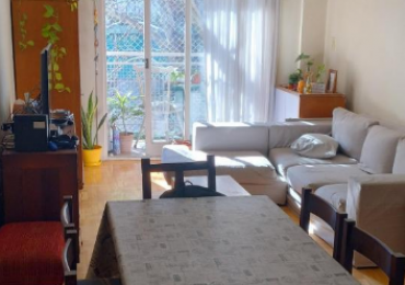 En venta depto de 4 amb con dependencia al frente en Almagro